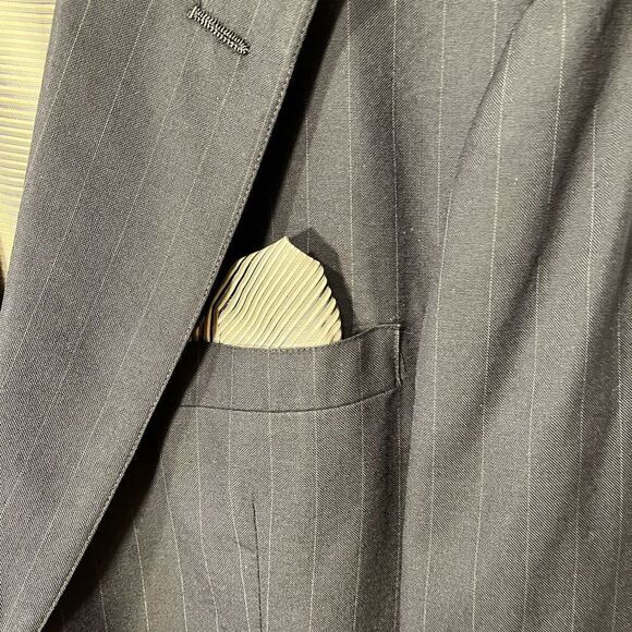 Brooks Brothers Wool Black Pinstripe 2 Button Sport Coat Blazer - Picture 3 of 16